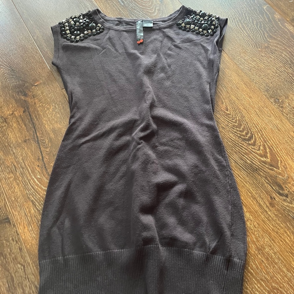 Le Temps Des Cerises Black Sleevless top with Embellished Shoulders